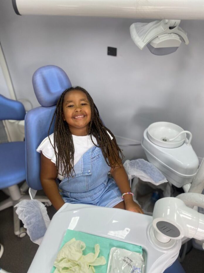 Atendimento_Odontomovel_Laura_Nascimento_Foto_Ascom_SMS_PMS-768x1024